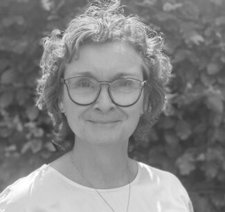 Sarah Roberts Write Arm